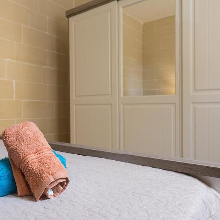 Acomodation House Kavarna 자프라 외부 사진